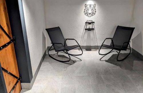Les Echelles House | Entre-Nous-Deux Sauna & Spa