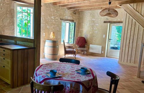 Montcaret House | Entre-vignes-et-bastides