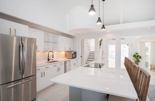 North Side House | Envision: Renovated Beach Villa w/Private Pool, Jacuzzi, & Backyard Snorkeling