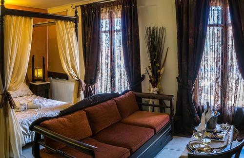 Galaxidi Hotel | Epavlis Boutique Suites