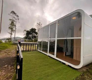 Kejajar Villa | Epel Bintang tepi danau
