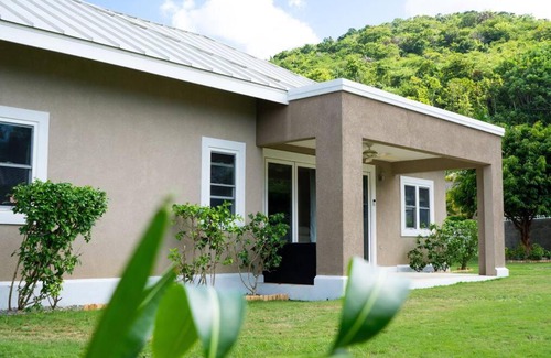 Reading House | EPIC Estate in Upscale Gated Community