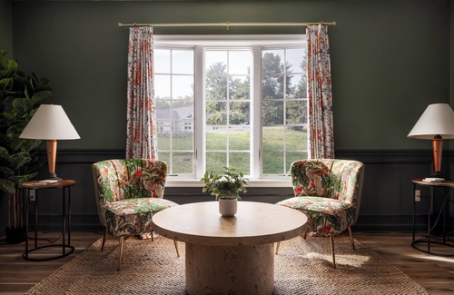 Massanutten House | Epic Family Stay - 40' Putting Green, Theater, Hot Tub, Sauna