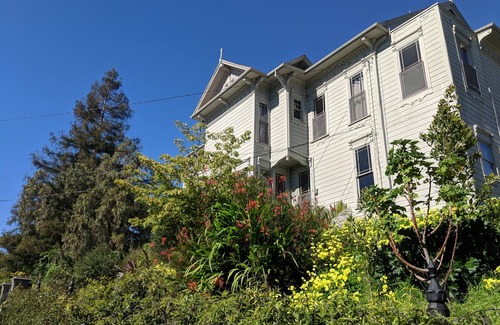 Oakland House | Epic, gorgeous, huge historic, Victorian mansion - easily sleeps 40+