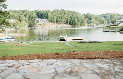 Alexander City House | Epic H2Oasis on Martin-Heated Private Pool-Hottub