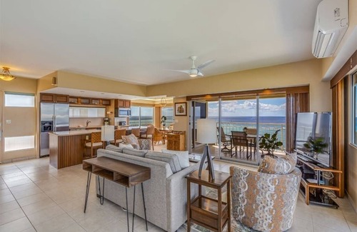Waikiki Condo | Epic View w/Gourmet Kitchen–Waikīkī Shore #1100
