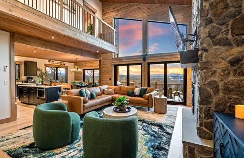 Bethel House | Epic Views, GameRm+Theatre, HTub, Sauna, 9mi Sunday River