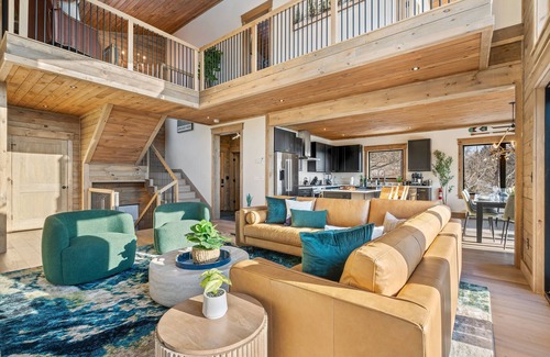 Bethel House | Epic Views, GameRm+Theatre, HTub, Sauna, 9mi Sunday River