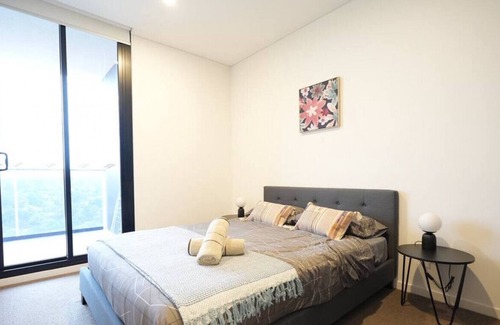Epping Apartment | Epping 1 bedroom apartment with swimming pool in Epping
