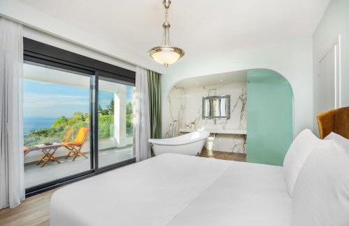 Kassandra Villa | Epta Villas Luxury Redefined