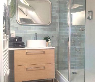Venette Apartment | Equidia Compiègne Free Parking Wifi Self Check-in