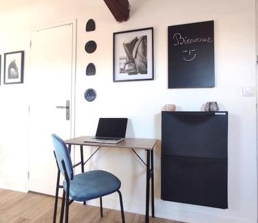Venette Apartment | Equidia Compiègne Free Parking Wifi Self Check-in