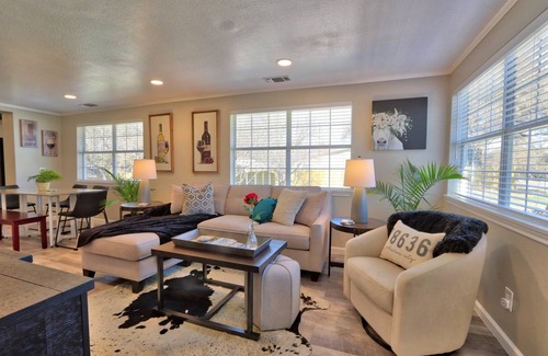 Johnson City House | Equilibrium