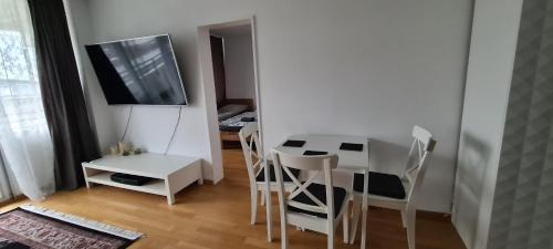 Hammfeld House | Equipment of Good And Night