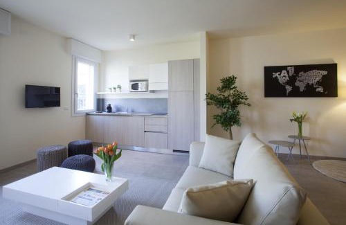 Historic Centre Apartment | Erïk Langer Pedrocchi Suites