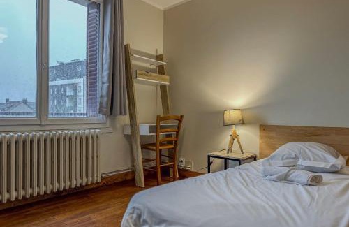 Quartier Capuche-Allies Apartment | #ER Les Alliés The Bright and cosy T4 with view