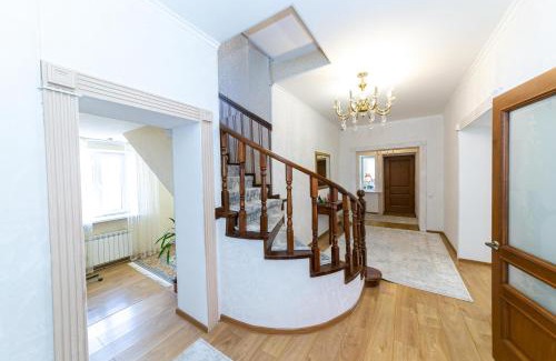 Almaty District Villa | Er Targyn 19