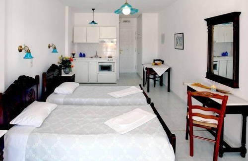 Mpatsi House | Erato Apartments