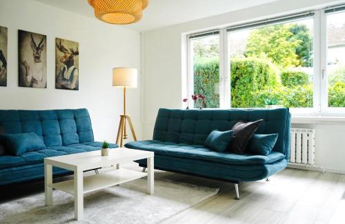 Wolfsburg Apartment | Erholsames Wohnen für 6 Personen-Parkplatz-Waschmaschine-Garten