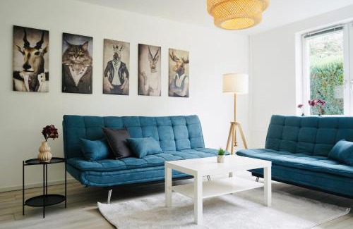 Wolfsburg Apartment | Erholsames Wohnen für 6 Personen-Parkplatz-Waschmaschine-Garten