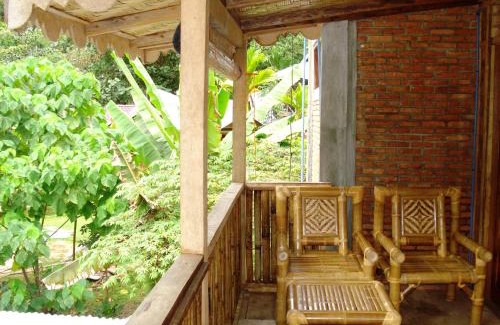 Bukit Lawang House | Eriono guest house Bukit lawang