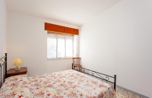 Sas Linnas Siccas Apartment | Erminia House - Orange Flat