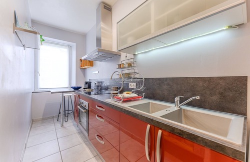 Quai de la Fosse Apartment | Ernest - appt calme, proche centre de nantes