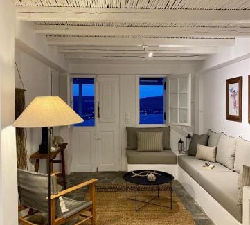 Livadi Apartment | Eros Home Serifos