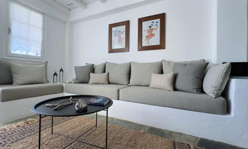 Livadi Apartment | Eros Home Serifos