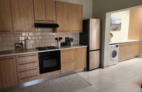 Windhoek Apartment | Eros Weg Family Flat