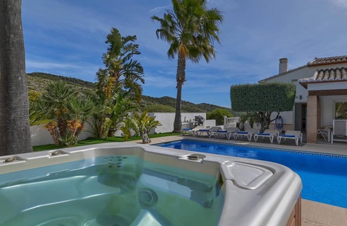 Benitachell House | 200 m² House ∙ 4 bedrooms ∙ 8 guests