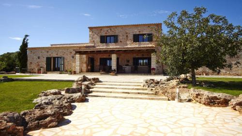 Es Llombards Villa | Es Garrover