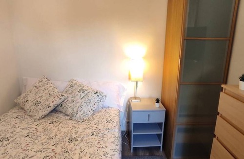 La Nova Esquerra de l'Eixample Resort | 70 m² Private room ∙ 1 bedroom ∙ 3 guests