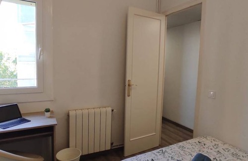 La Nova Esquerra de l'Eixample Resort | 70 m² Private room ∙ 1 bedroom ∙ 3 guests