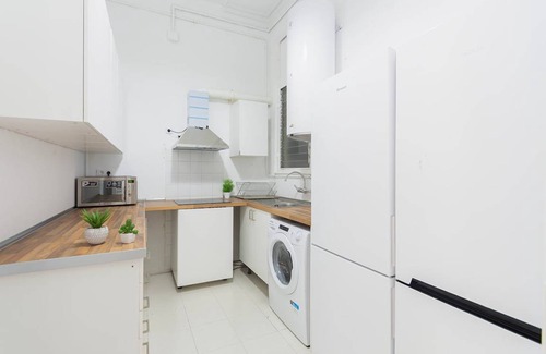 Esquerra de l'Eixample Resort | 150 m² Private room ∙ 1 bedroom ∙ 1 guest