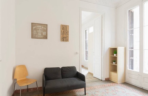 Esquerra de l'Eixample Resort | 150 m² Private room ∙ 1 bedroom ∙ 1 guest