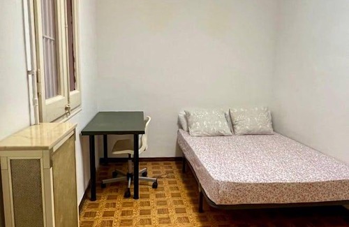 La Nova Esquerra de l'Eixample Resort | Private room ∙ 1 bedroom ∙ 1 guest