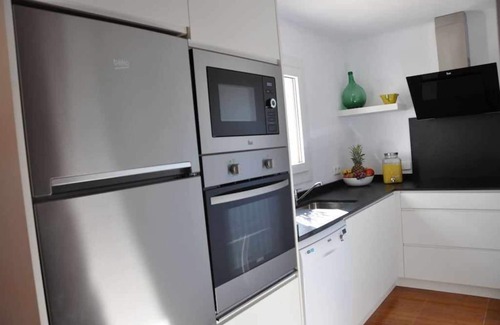 S Horta House | Es Puiget D'Abaix 4 people, pool, bbq and wifi