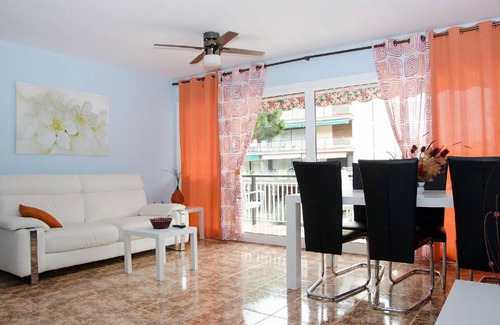Sant Andreu de Llavaneres Apartment | 80 m² Apartment ∙ 3 bedrooms ∙ 8 guests