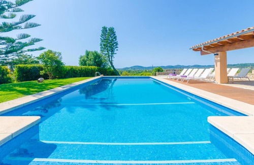 Sant Llorenc des Cardassar Villa | 300 m² Villa ∙ 5 bedrooms ∙ 8 guests