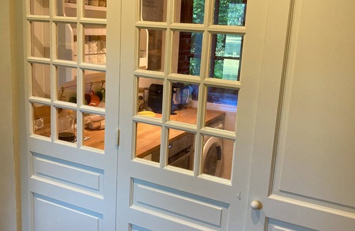 Saint-Pierre-de-Cormeilles Cottage | Escape to Enchanting Normandy: A 16th-century Charmer Awaits in the Pays D'auge