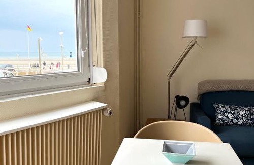 Hardelot-Plage Apartment | Escale en Duo les pieds dans l'eau Studio Plage d'Opale vue mer