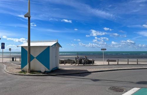 Hardelot-Plage Apartment | Escale en Duo les pieds dans l'eau Studio Plage d'Opale vue mer
