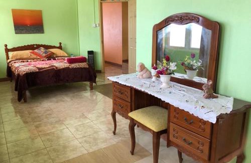Souillac Apartment | Escale Gris Gris