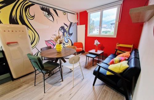 Ugine Apartment | Escale Pop Art T3