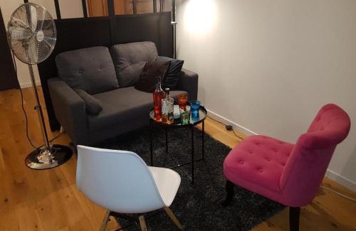 Saint-Honore - Jeanne d'Arc Apartment | Escapade Amiens - Two-Bedroom Apartment