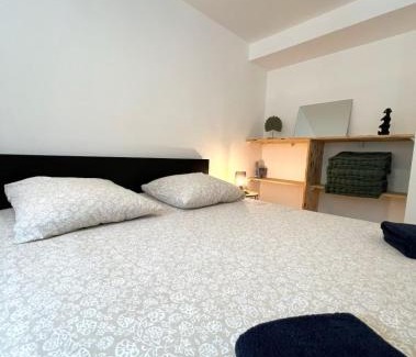 Ploermel Apartment | Escapade Bretonne