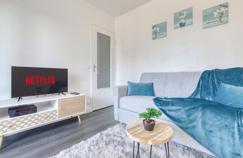 Rosny-sous-Bois Apartment | Escapade entre Paris &Disney Gare RER 2 min