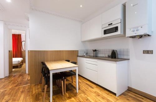 15th Arrondissement Apartment | Escapade Familiale à Grenelle