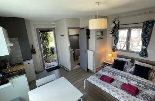 Noyers-sur-Cher House | Escapade Studio Dans un Domaine Clos